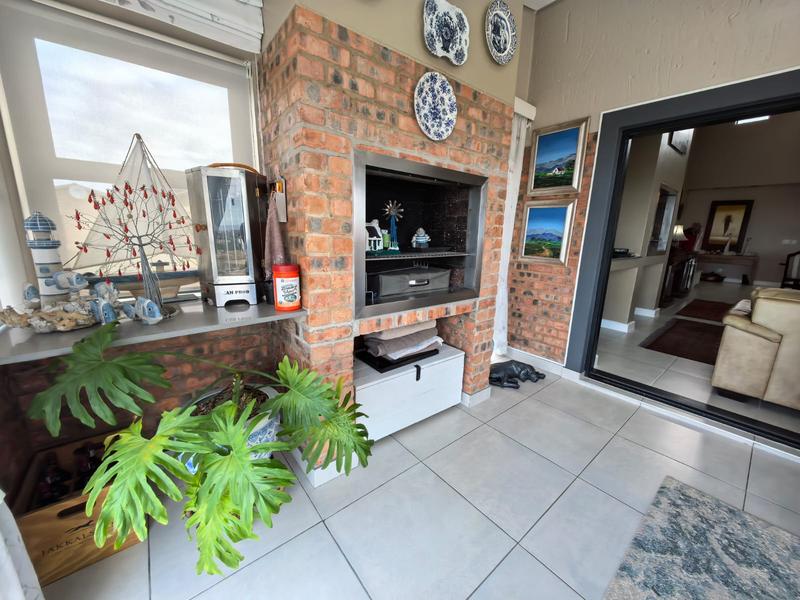 4 Bedroom Property for Sale in Tergniet Western Cape